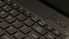 Toshiba Port&eacute;g&eacute; R700: un notebook per l'utenza business