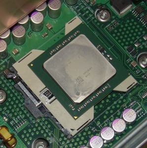cpu_xeon_1_s.jpg (23300 bytes)