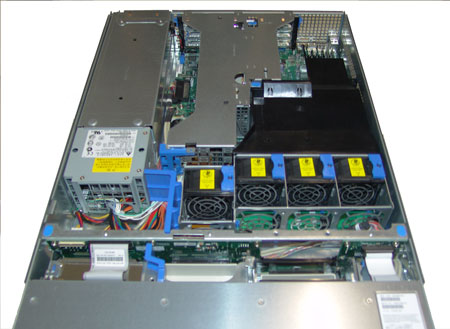 server_xeon_2_s.jpg (35676 bytes)