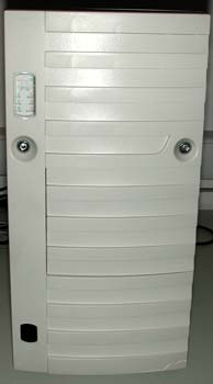 front_chiuso.jpg (6033 bytes)
