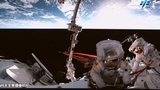 Gli astronauti della missione Shenzhou-14 hanno completato la prima attivit&agrave; extraveicolare