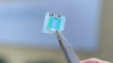 Batteria quantistica che si ricarica in un istante: il primo prototipo funzionante