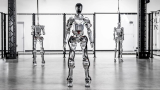 Il robot umanoide Figure 01 mostra le sue capacit&agrave; nello stabilimento BMW. Ecco il video