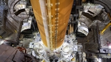 Lo stadio principale del razzo spaziale NASA SLS per la missione Artemis II &egrave; stato integrato