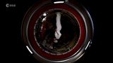 Samantha Cristoforetti e il cosplay dell'assistente di volo di 2001: Odissea nello Spazio di Kubrick